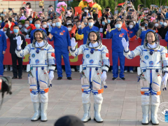 See-off ceremony held for Chinese astronauts of Shenzhou-16 mission
