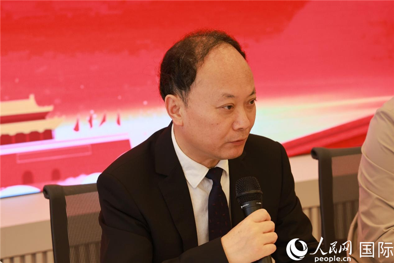 四川省农业厅副厅长陈孟坤在座谈会上致辞。人民网记者 陈海琪摄